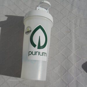 Blender Bottle Purium Protein Shaker Mixer  w/ Ball  24 oz. NEW